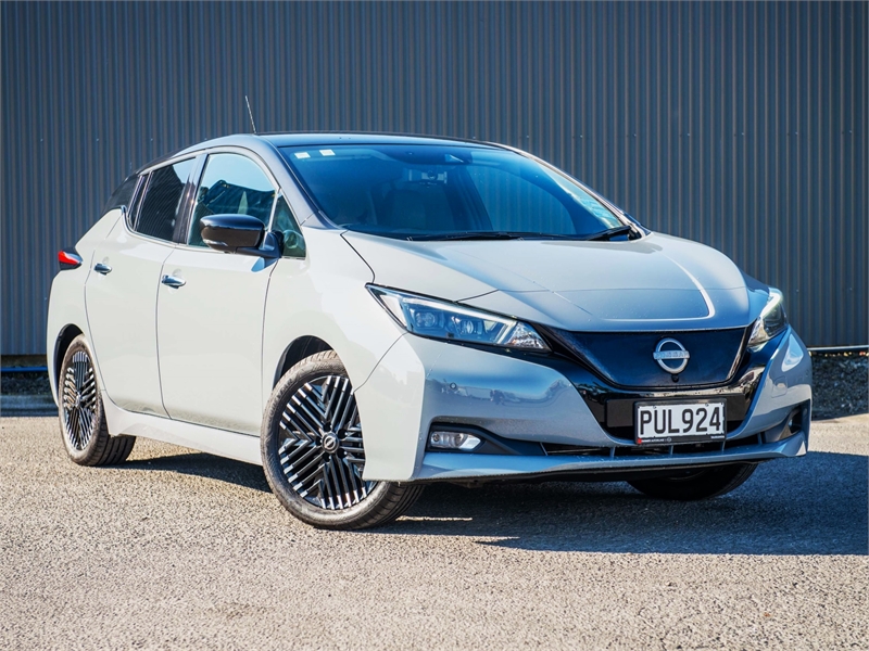 2023 Nissan LEAF