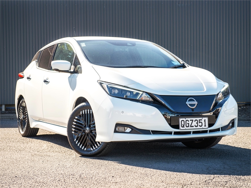 2023 Nissan LEAF